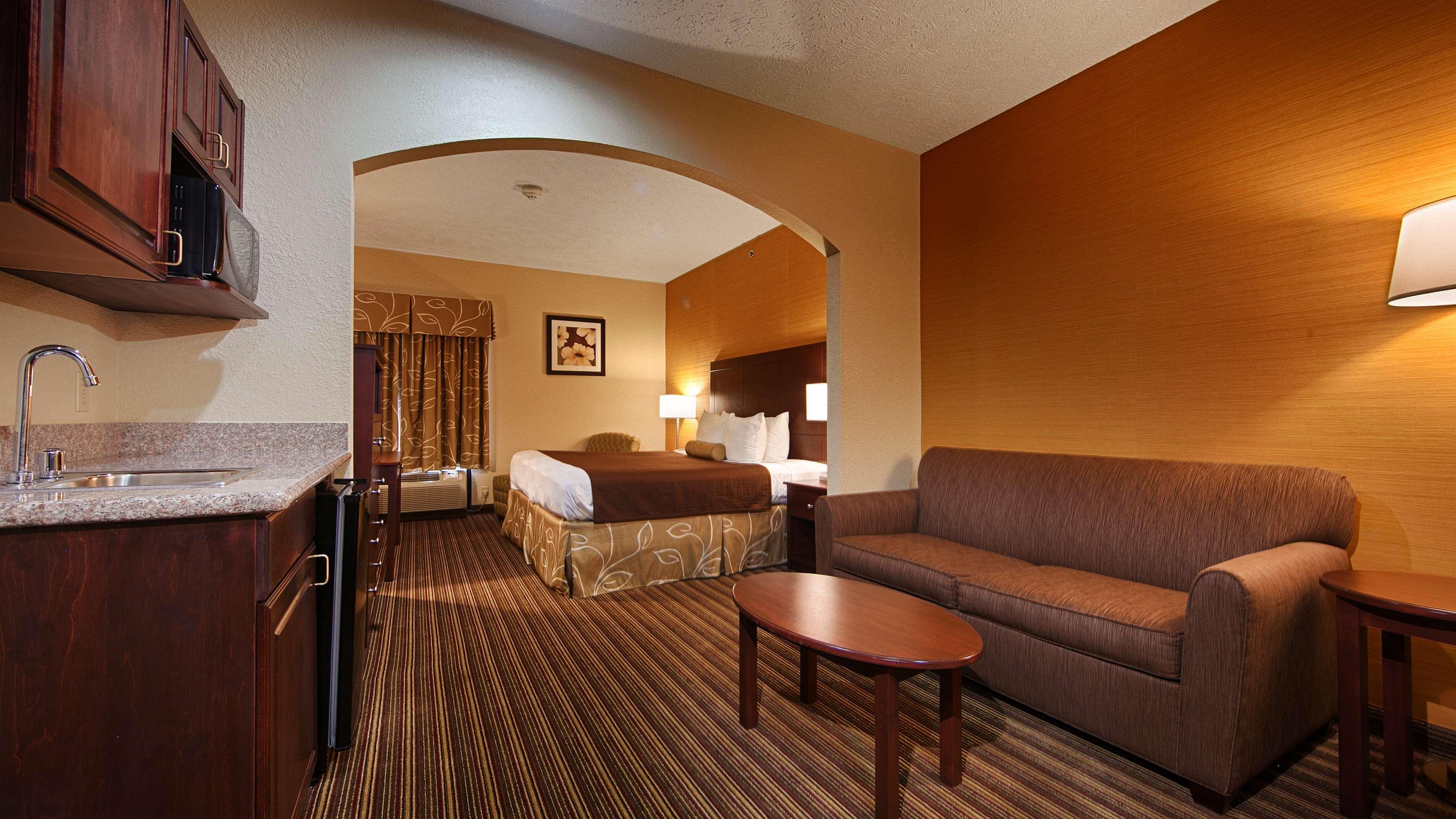 Best Western Plus Springfield Airport Inn Exterior foto