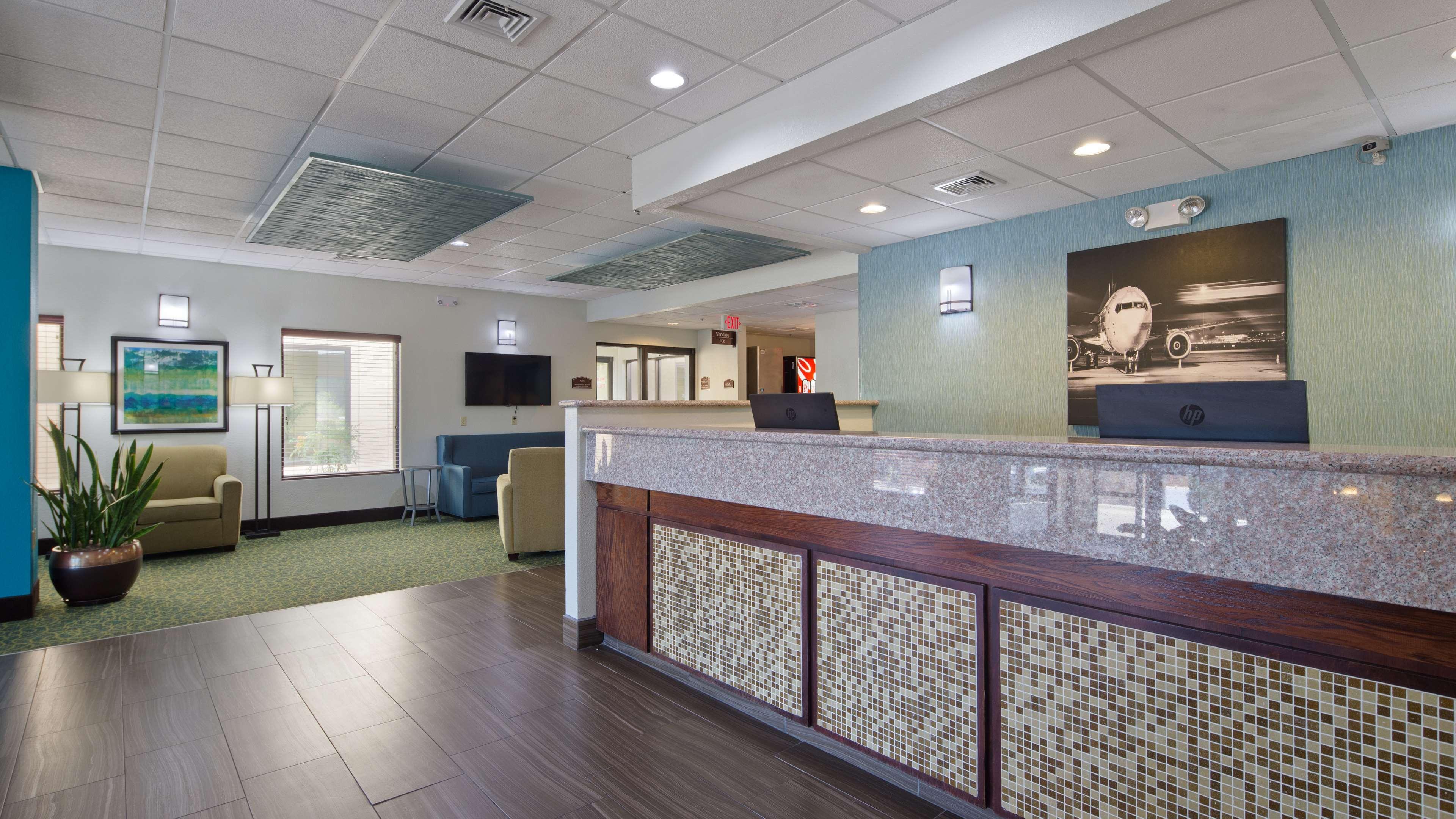 Best Western Plus Springfield Airport Inn Exterior foto